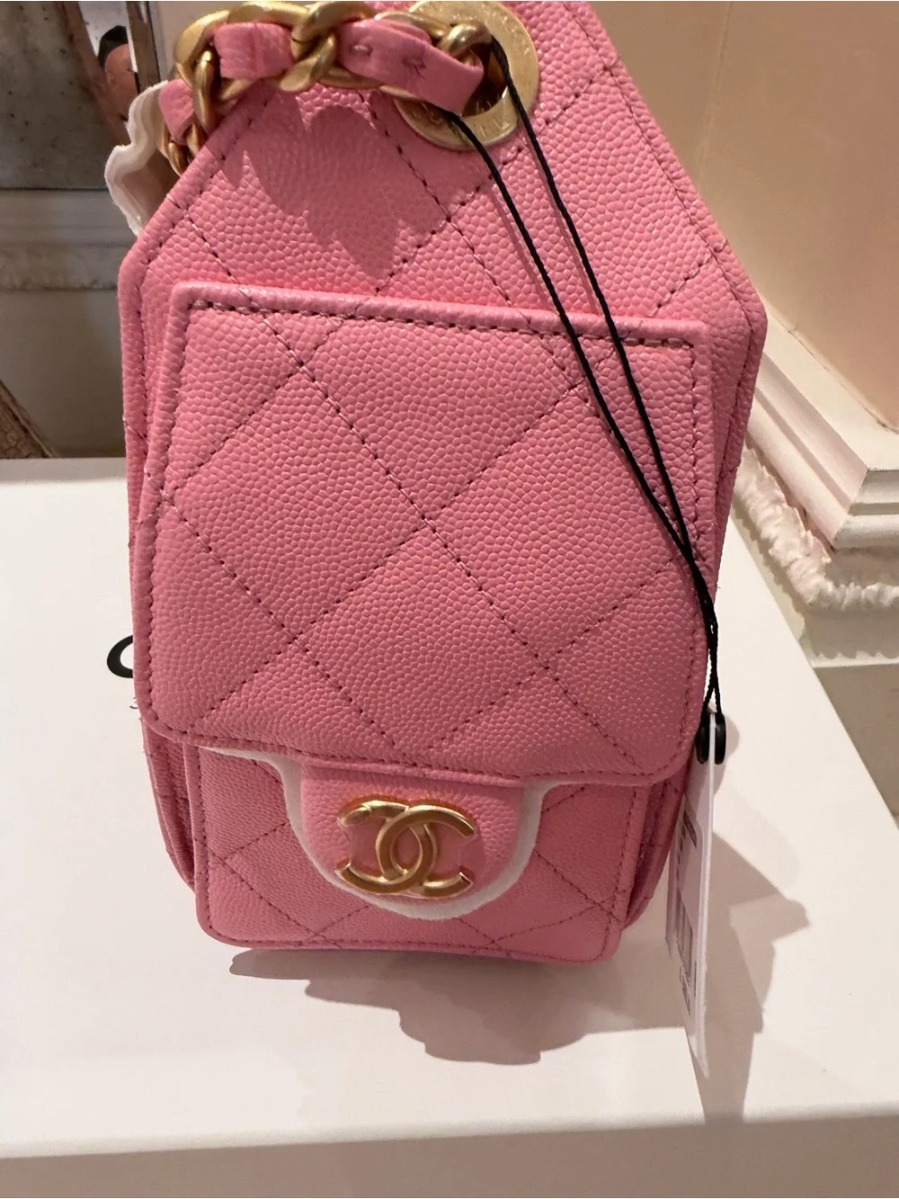 CHANEL shoulder bag